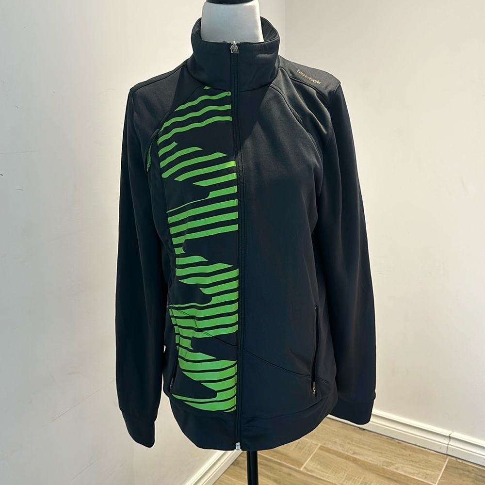 Reebok Sweater Small